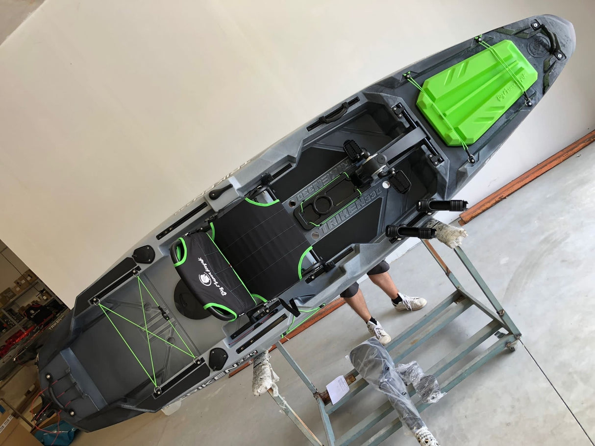 PACK KAYAK A PEDALI TRIKEN 330 BIG MAMA KAYAK CANOA MONOPOSTO FISHING SISTEMA DI PEDALI + GARMIN STRIKER VIVID 5CV ECOSCANDAGLIO - TIMESPORT24